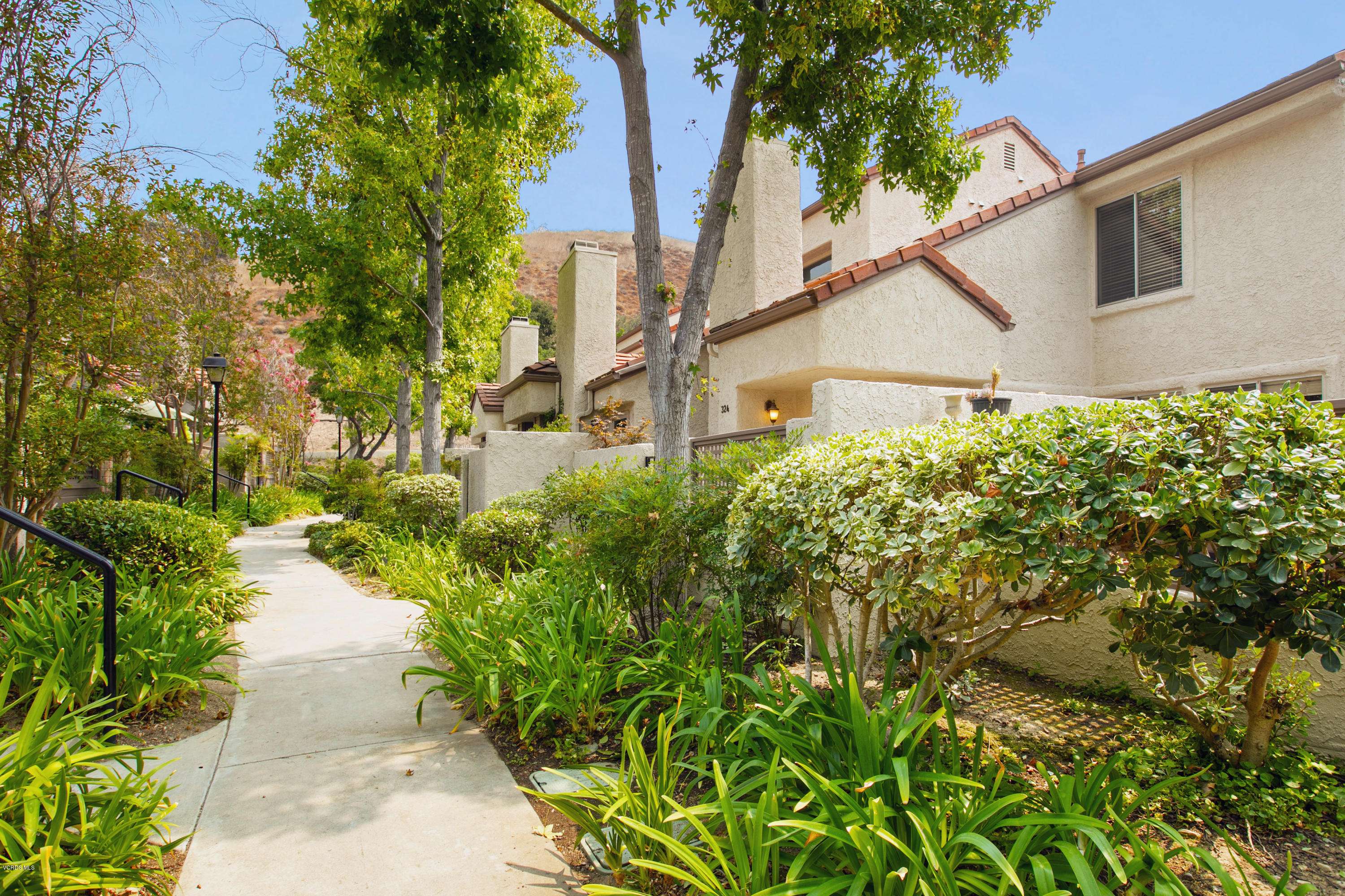 Westlake Village, CA 91362,324 Via Colinas