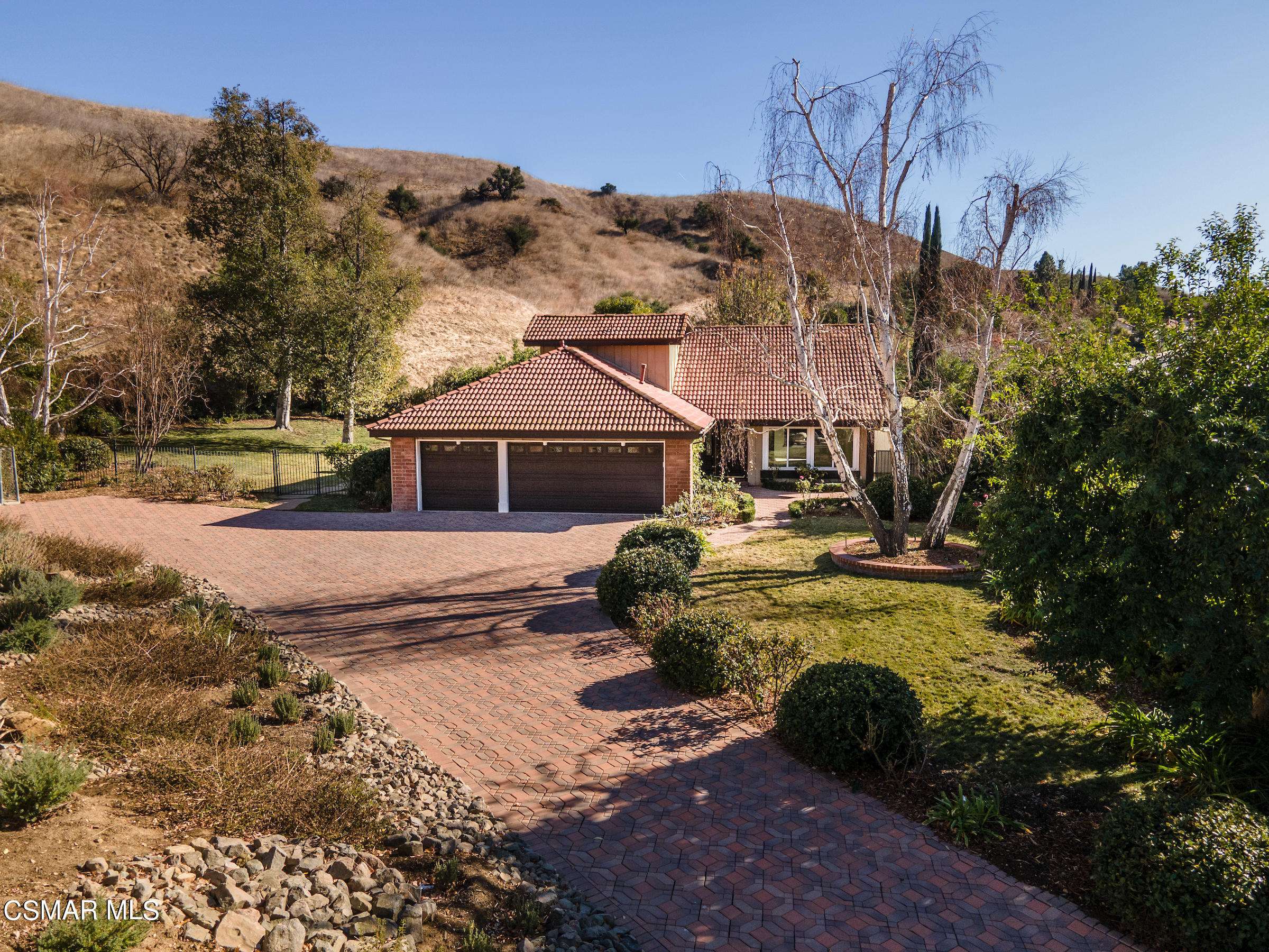 Agoura Hills, CA 91301,5902 Carell Avenue