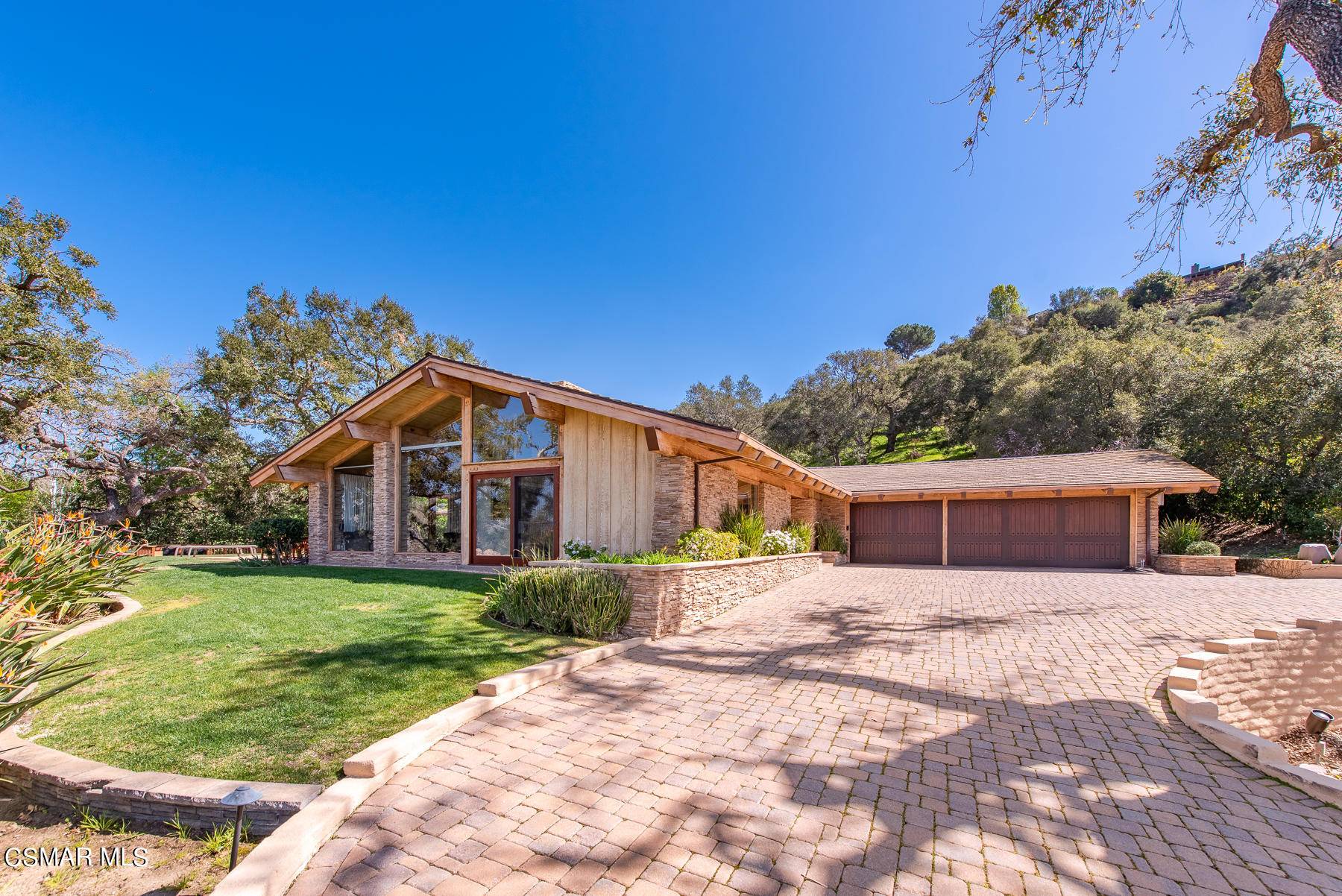 Westlake Village, CA 91361,3620 River Farm Drive