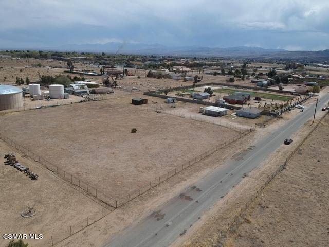 Palmdale, CA 93551,40304 12th W Street