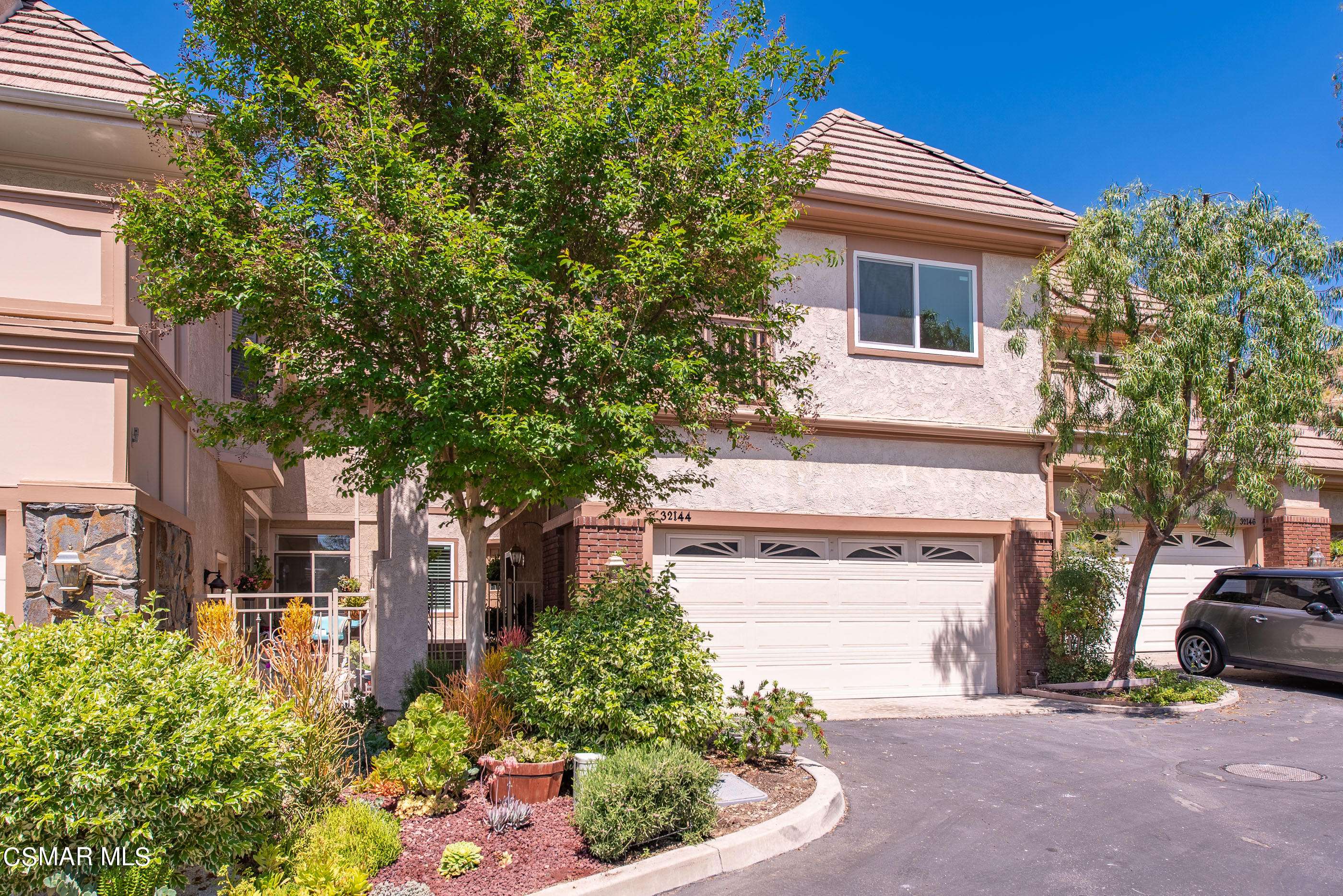 Westlake Village, CA 91361,32144 Canyon Crest Court