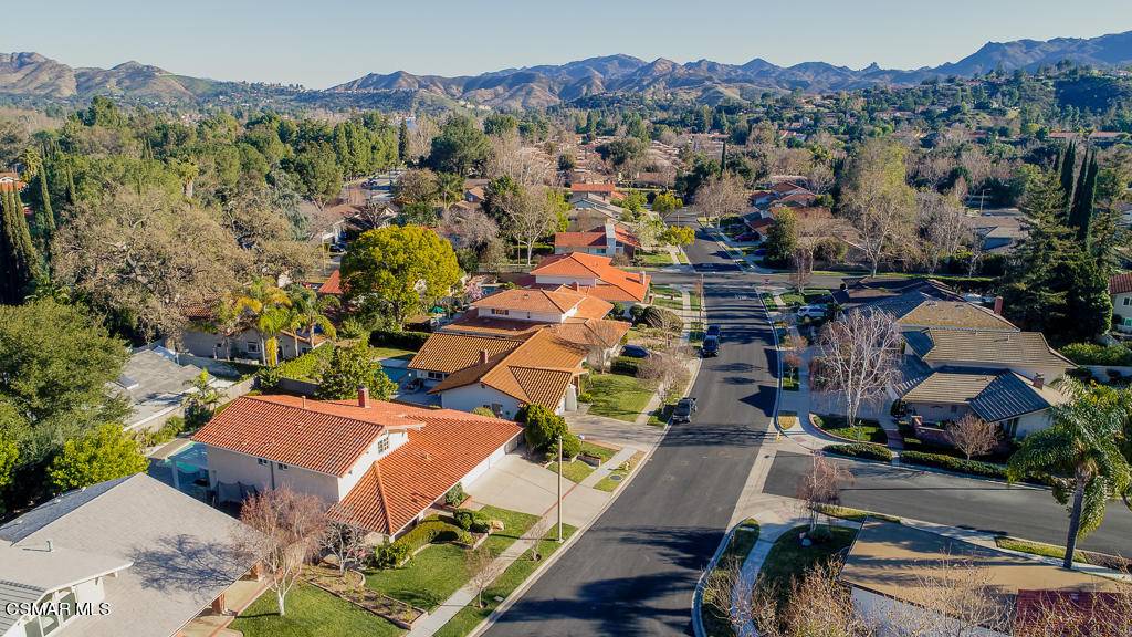 Westlake Village, CA 91361,1094 Galesmore Court