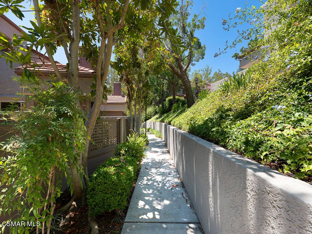 Westlake Village, CA 91362,358 Via Colinas