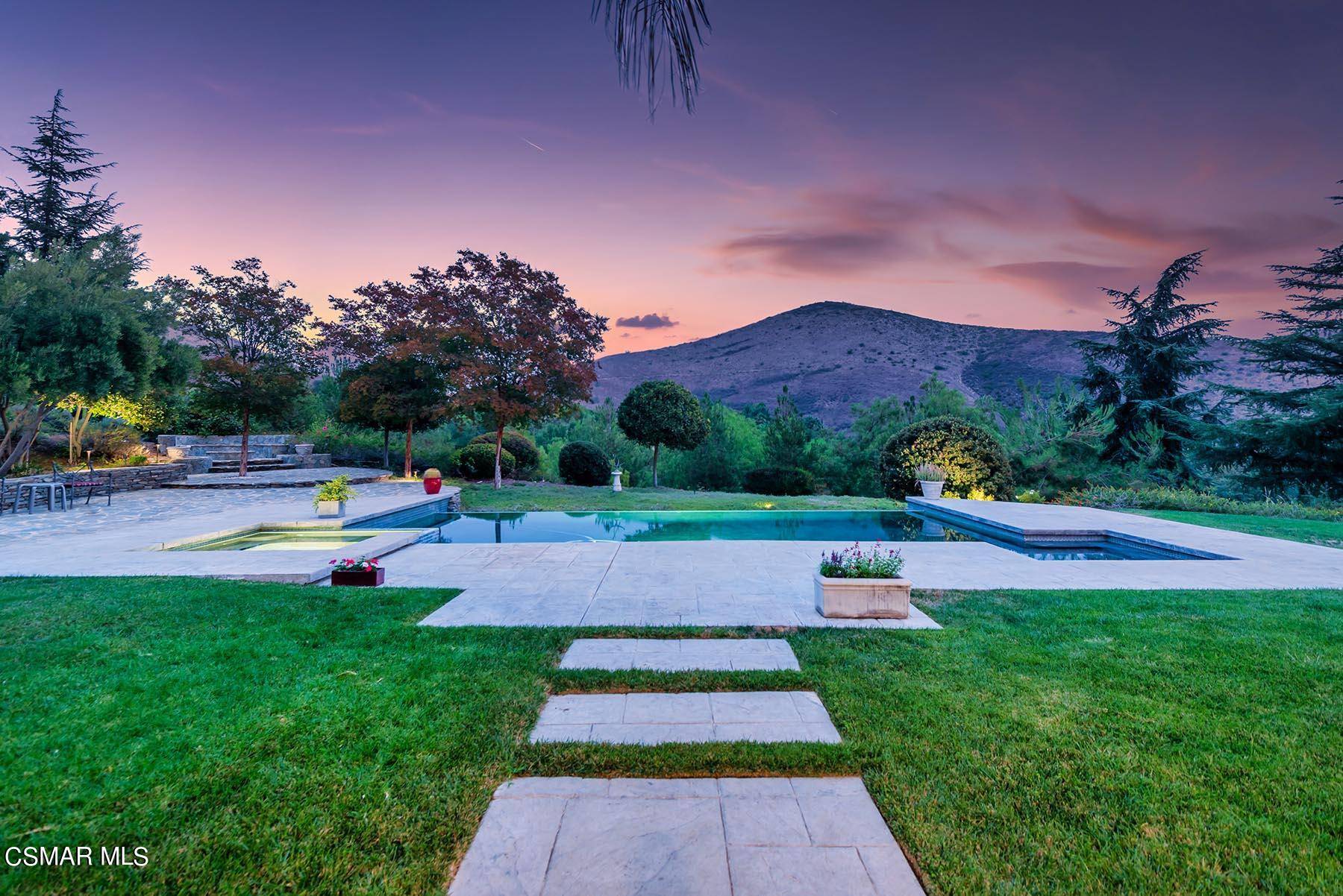 Westlake Village, CA 91362,4947 Summit View Drive