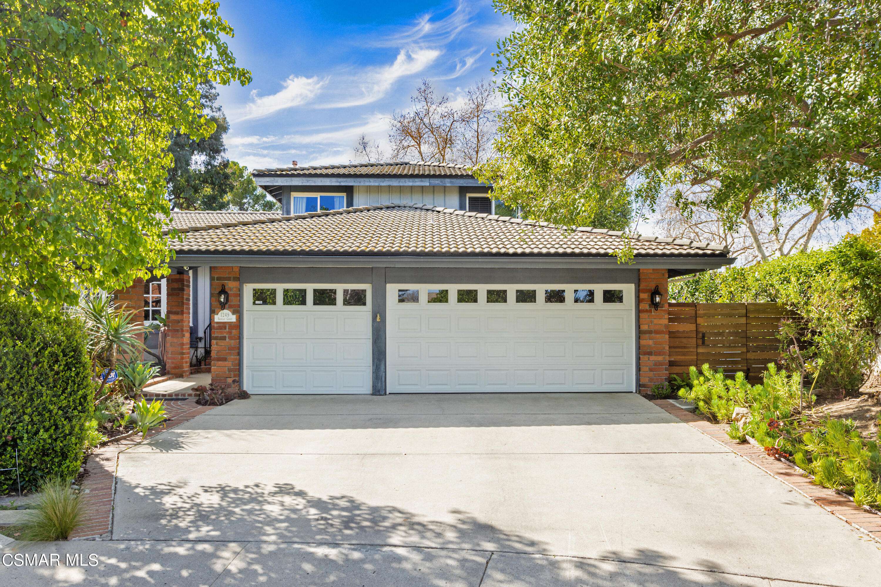 Westlake Village, CA 91361,1249 Barclay Court