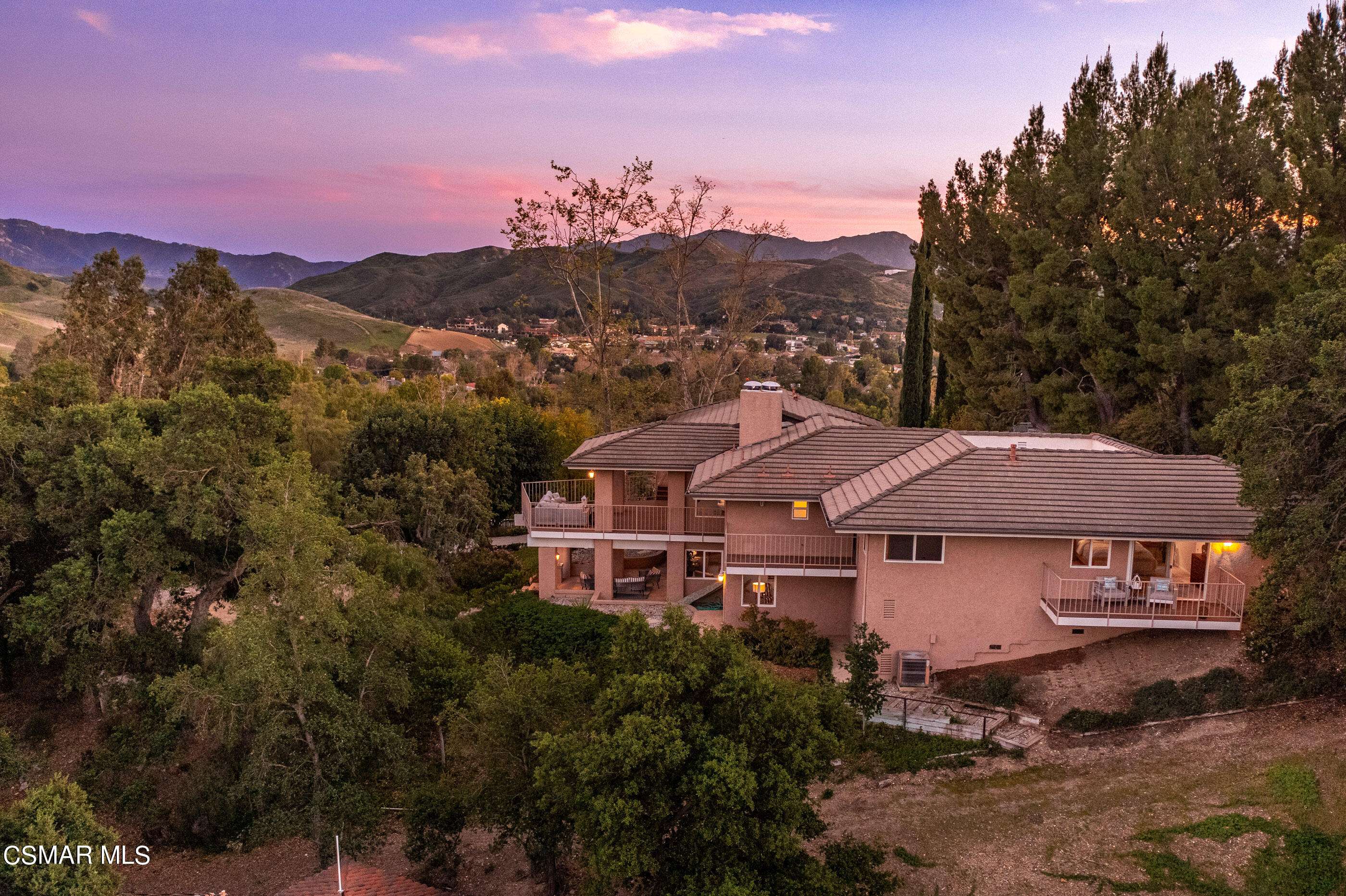 Agoura Hills, CA 91301,5757 Fairview Place