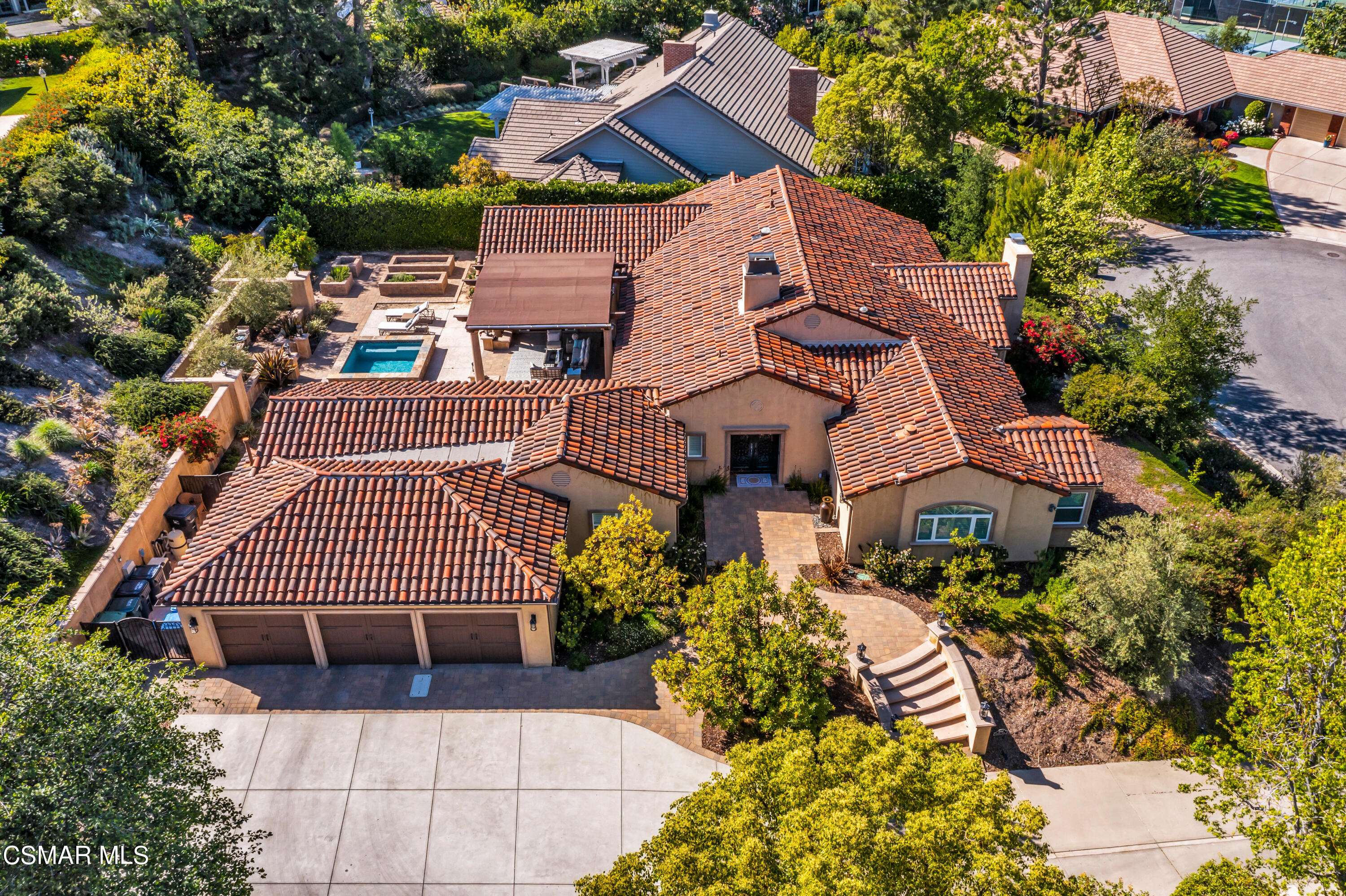 Westlake Village, CA 91362,4892 Floresta Court