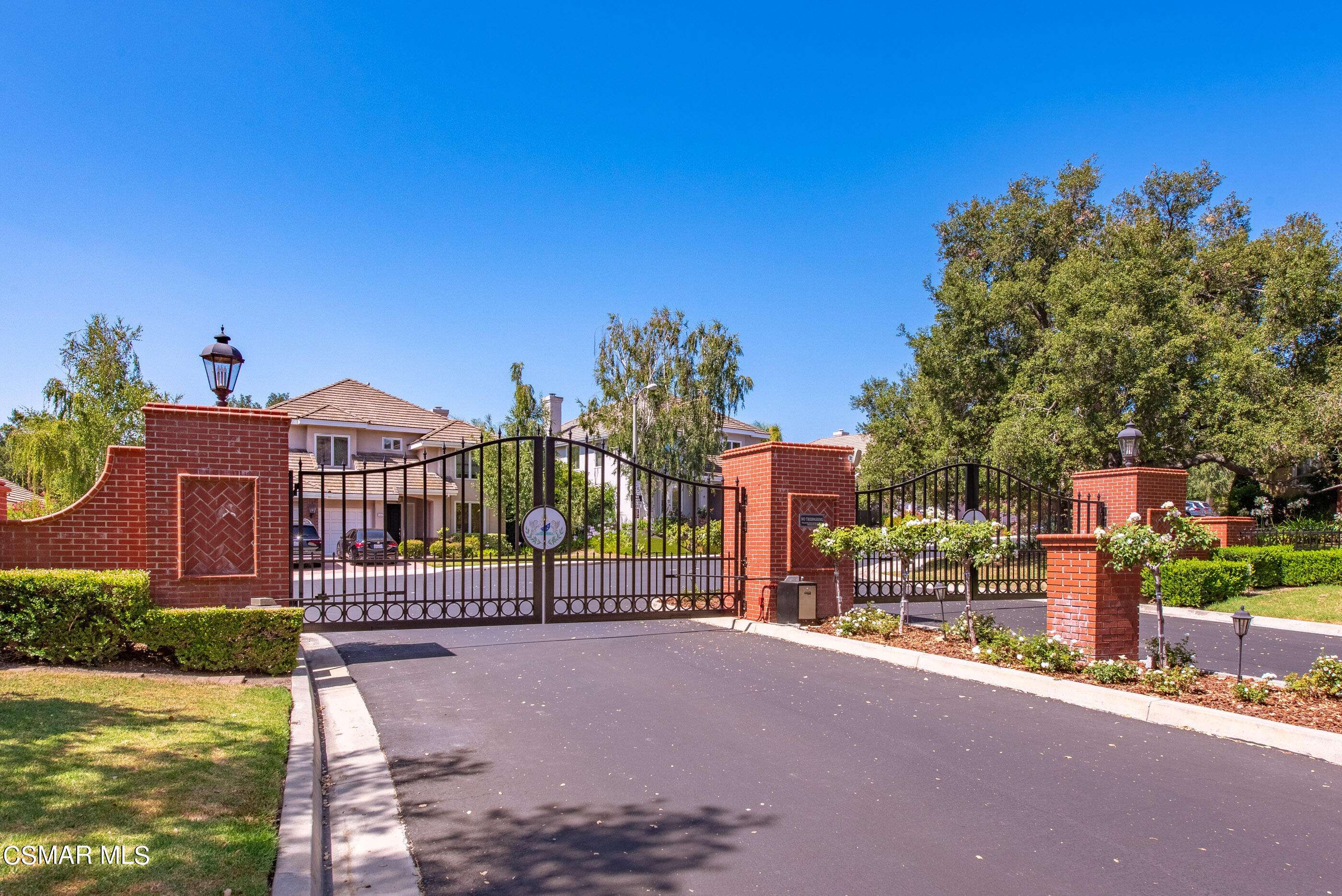 Lake Sherwood, CA 91361,576 Ravensbury Street