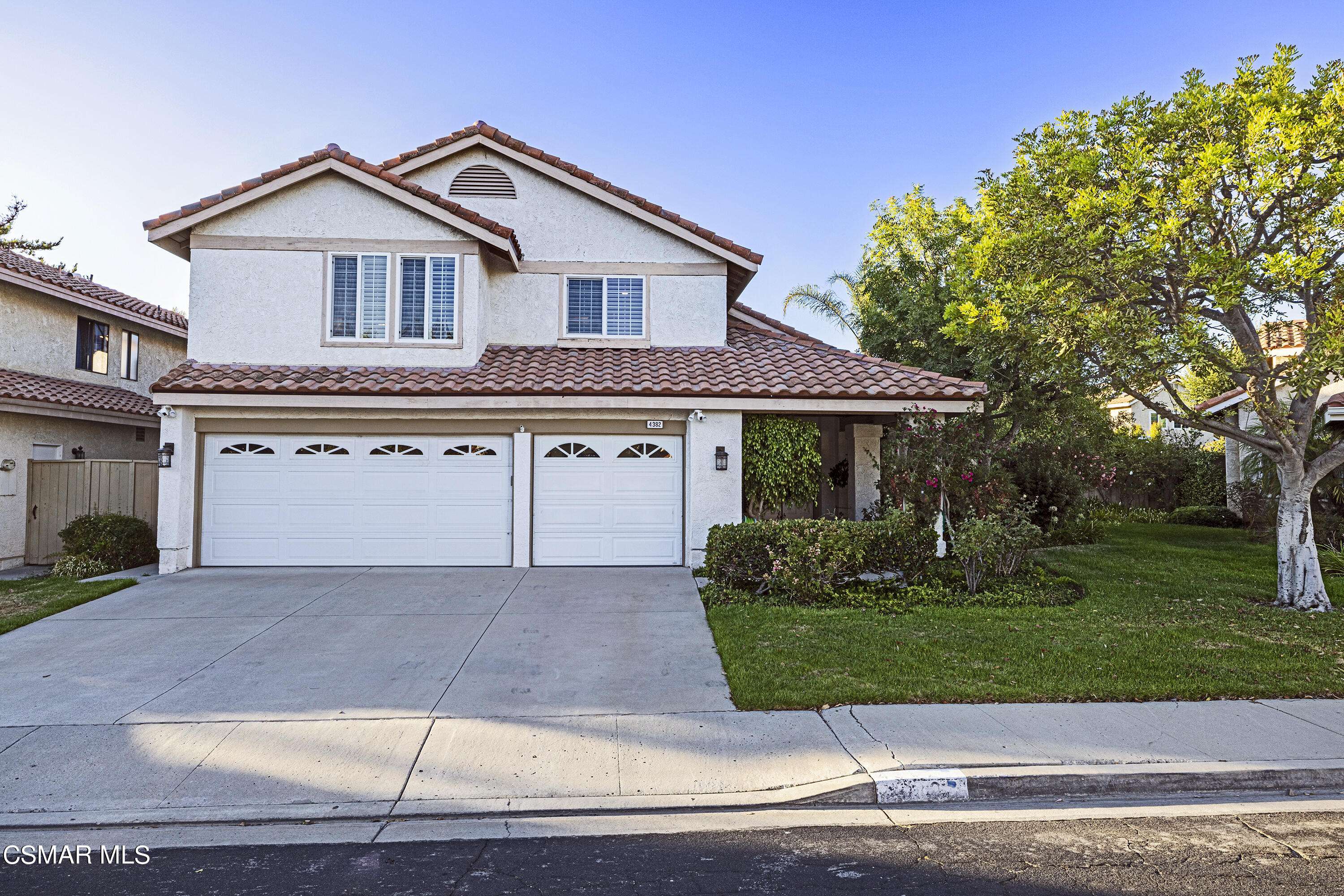 Moorpark, CA 93021,4382 E Autumnmeadow Circle