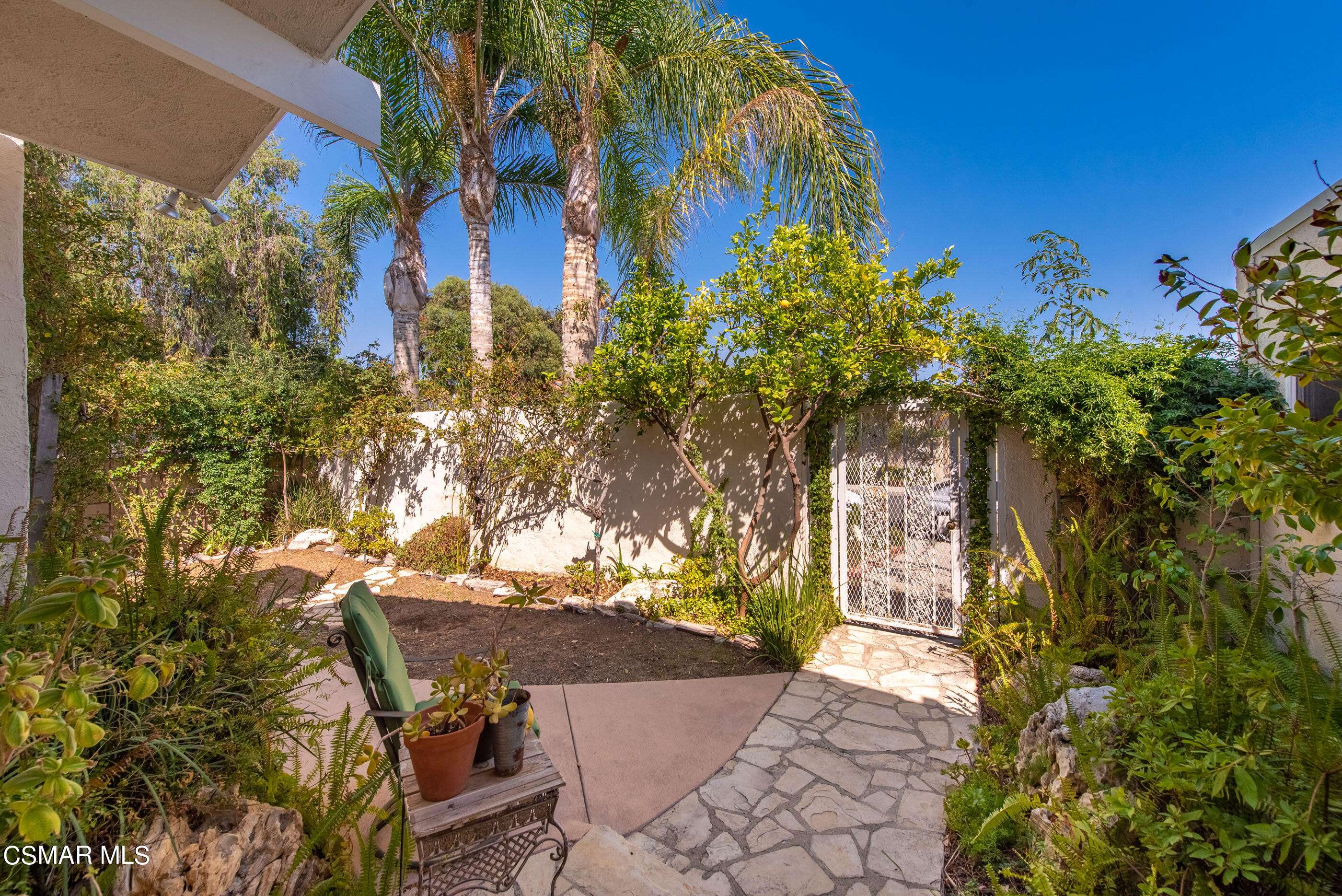 Westlake Village, CA 91361,4447 Beaconsfield Court