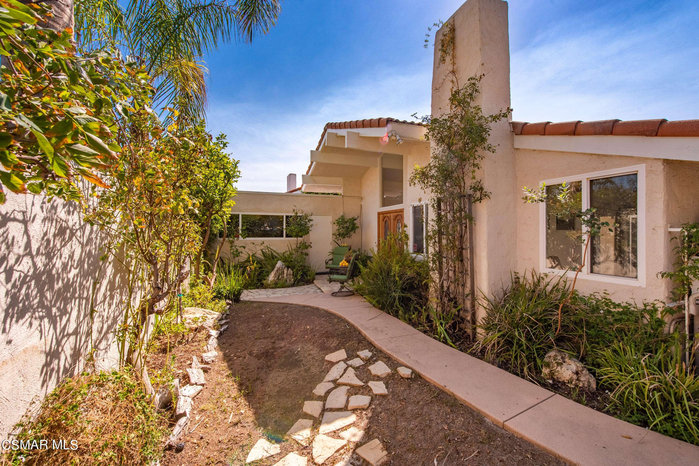 Westlake Village, CA 91361,4447 Beaconsfield Court