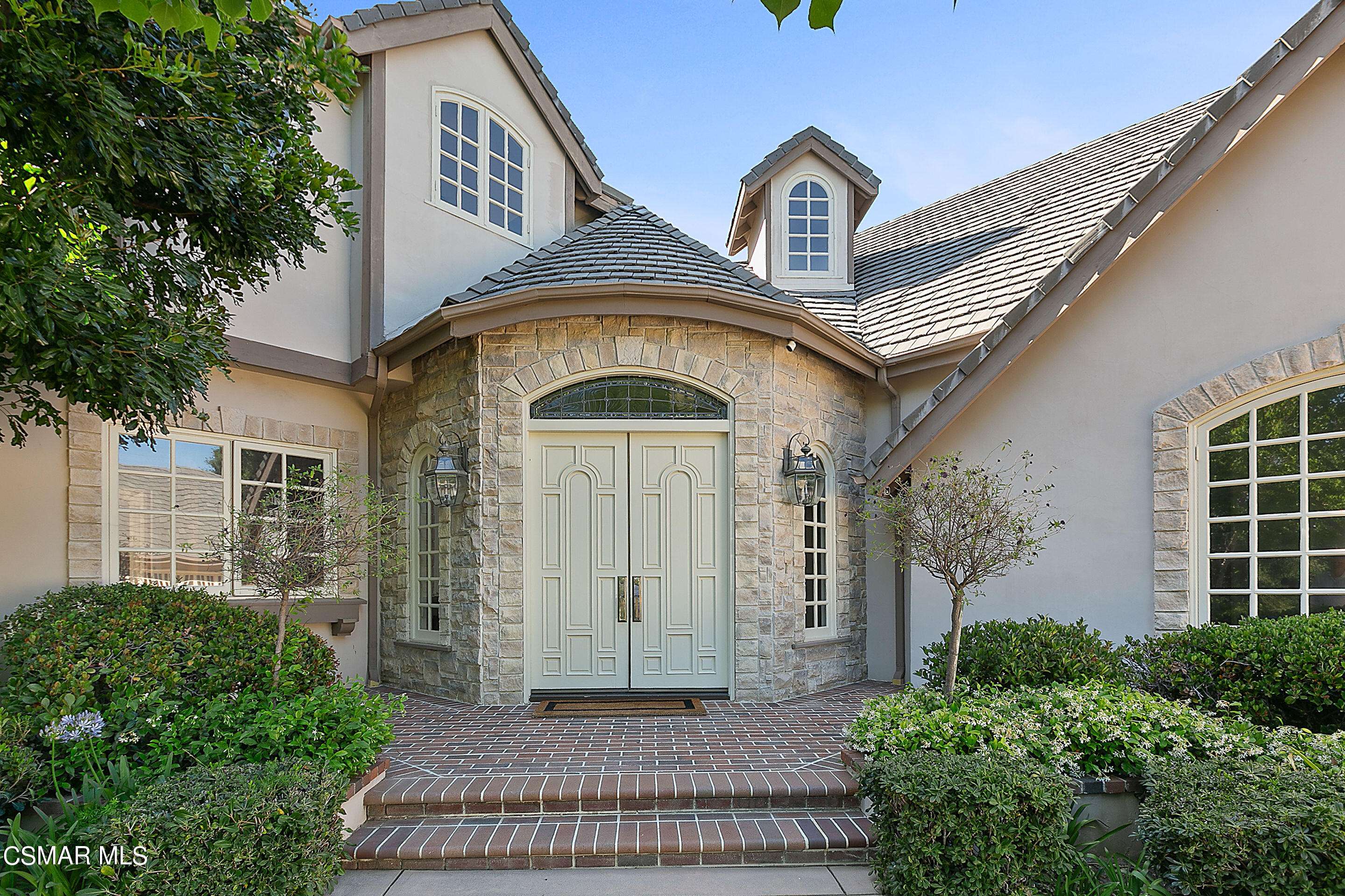 Westlake Village, CA 91362,1649 Crown Ridge Court