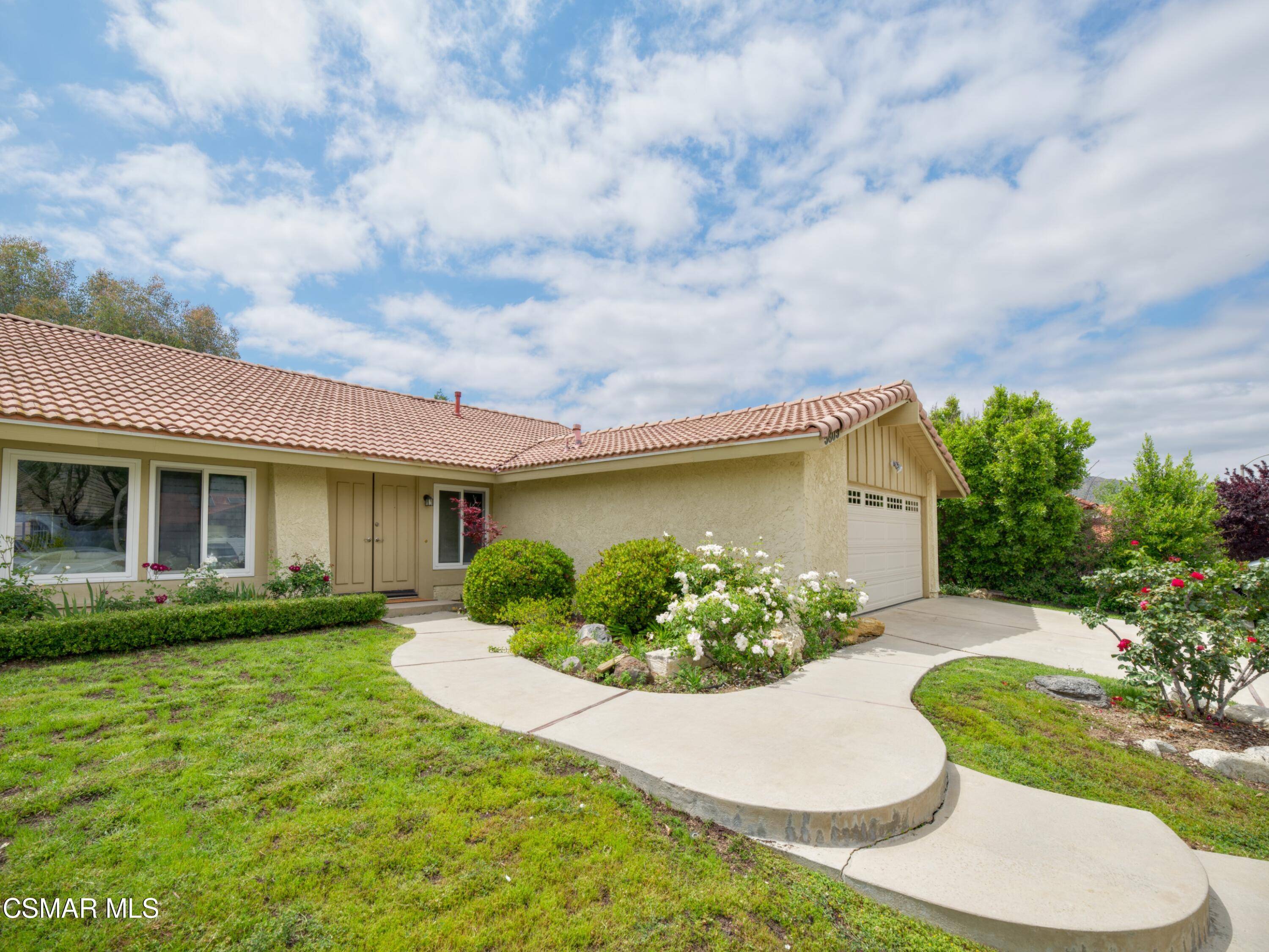 Agoura Hills, CA 91301,5809 Calmfield Avenue