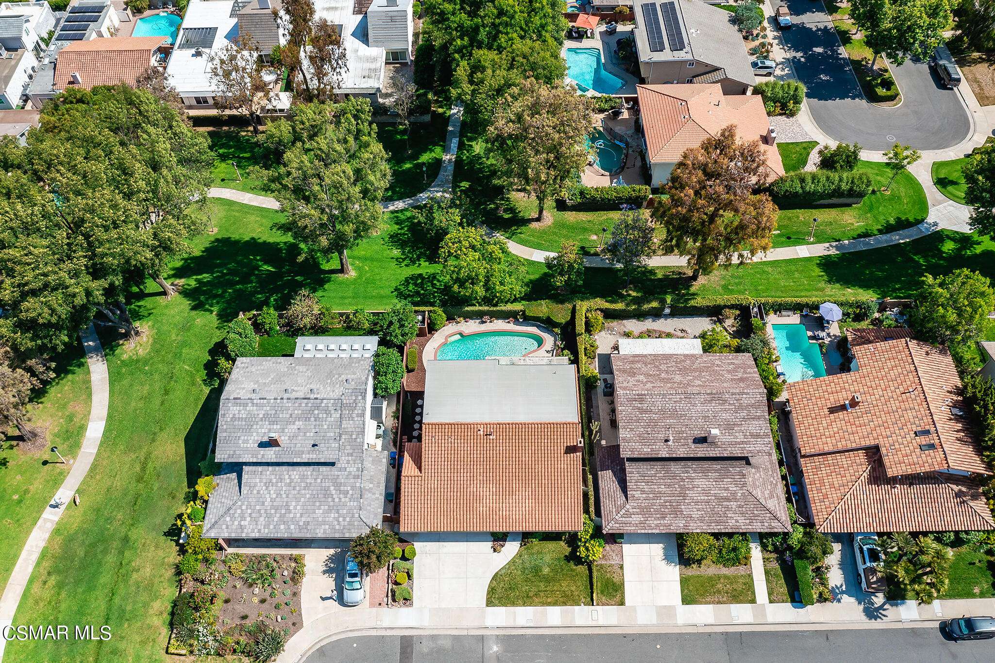 Westlake Village, CA 91361,31906 Kingspark Court