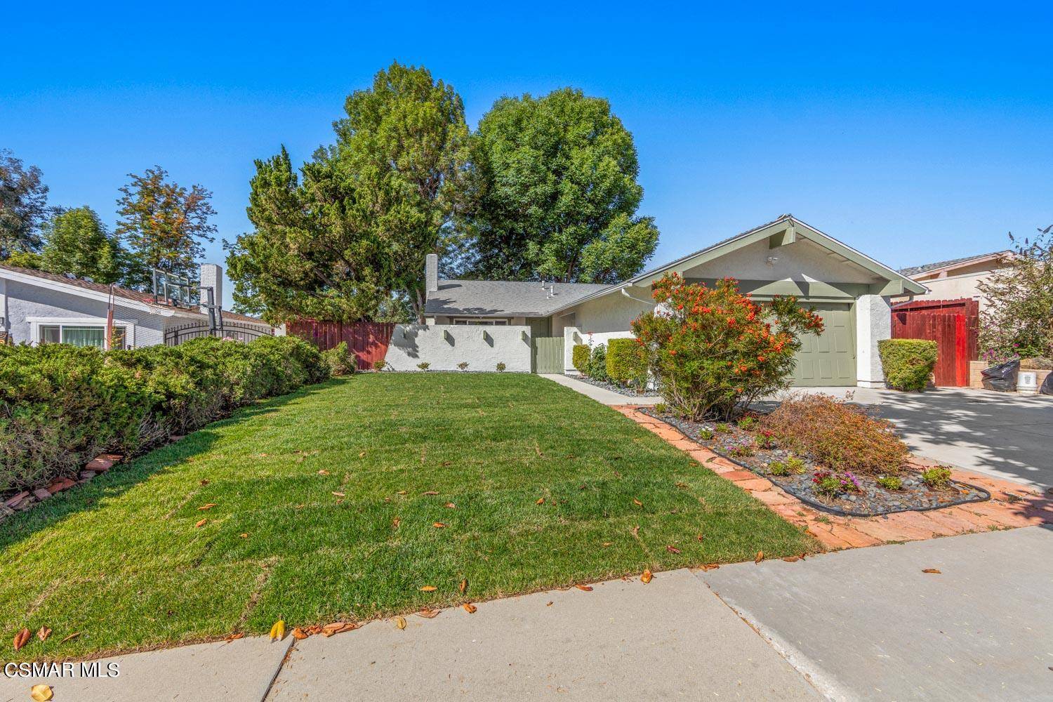 Agoura Hills, CA 91301,5901 Dovetail Drive