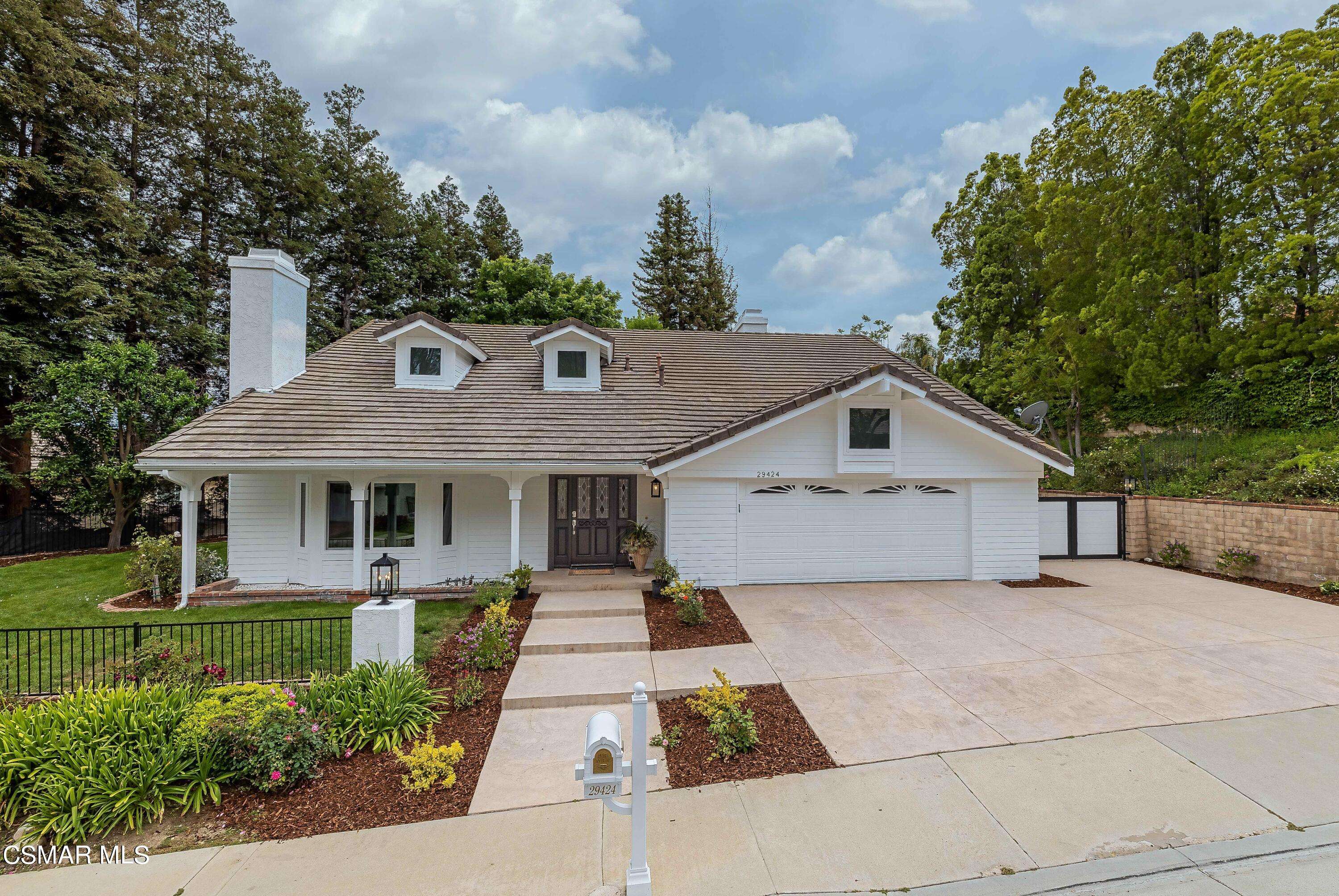 Agoura Hills, CA 91301,29424 Fountainwood Street