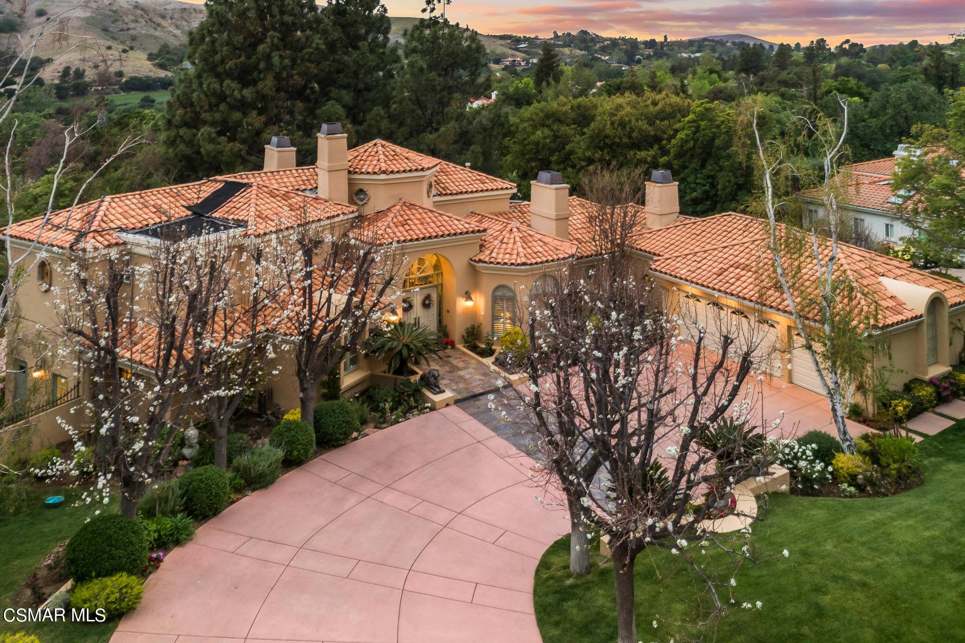 Westlake Village, CA 91362,5592 Little Fawn Court