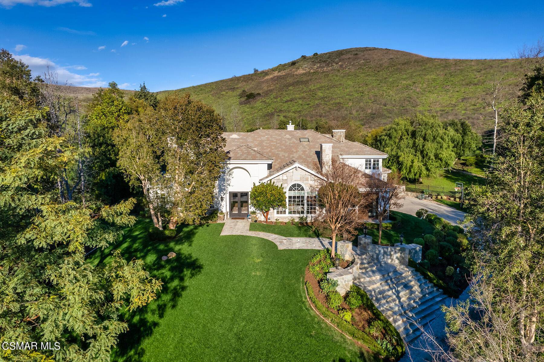 Westlake Village, CA 91362,5054 Royal Vista Court