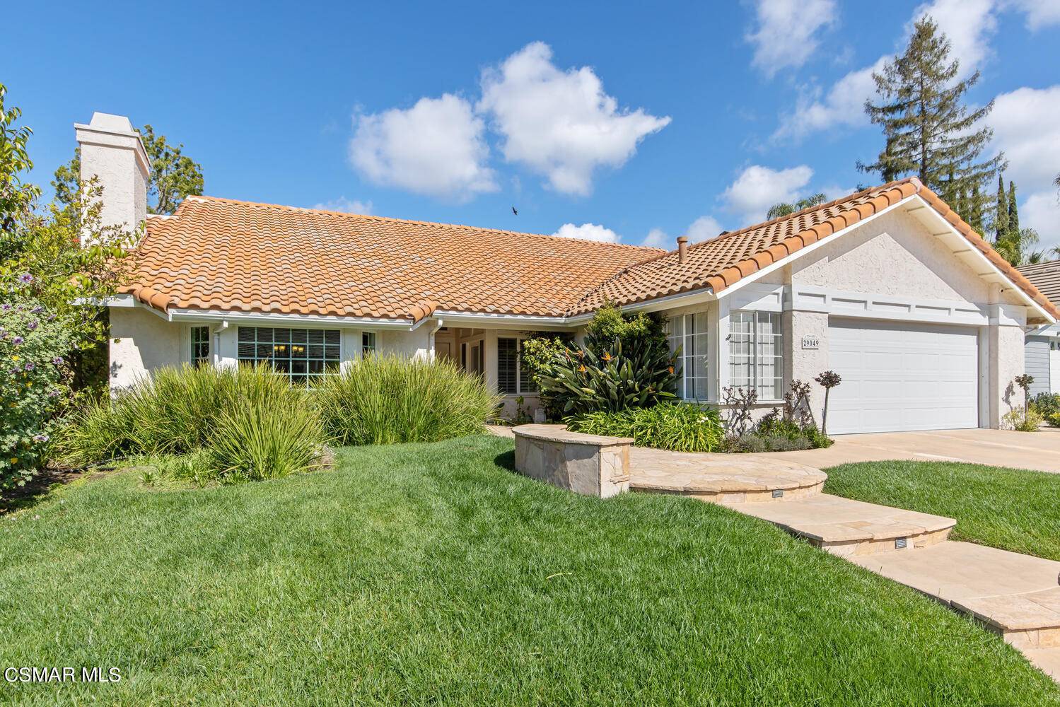 Agoura Hills, CA 91301,29049 Saddlebrook Drive