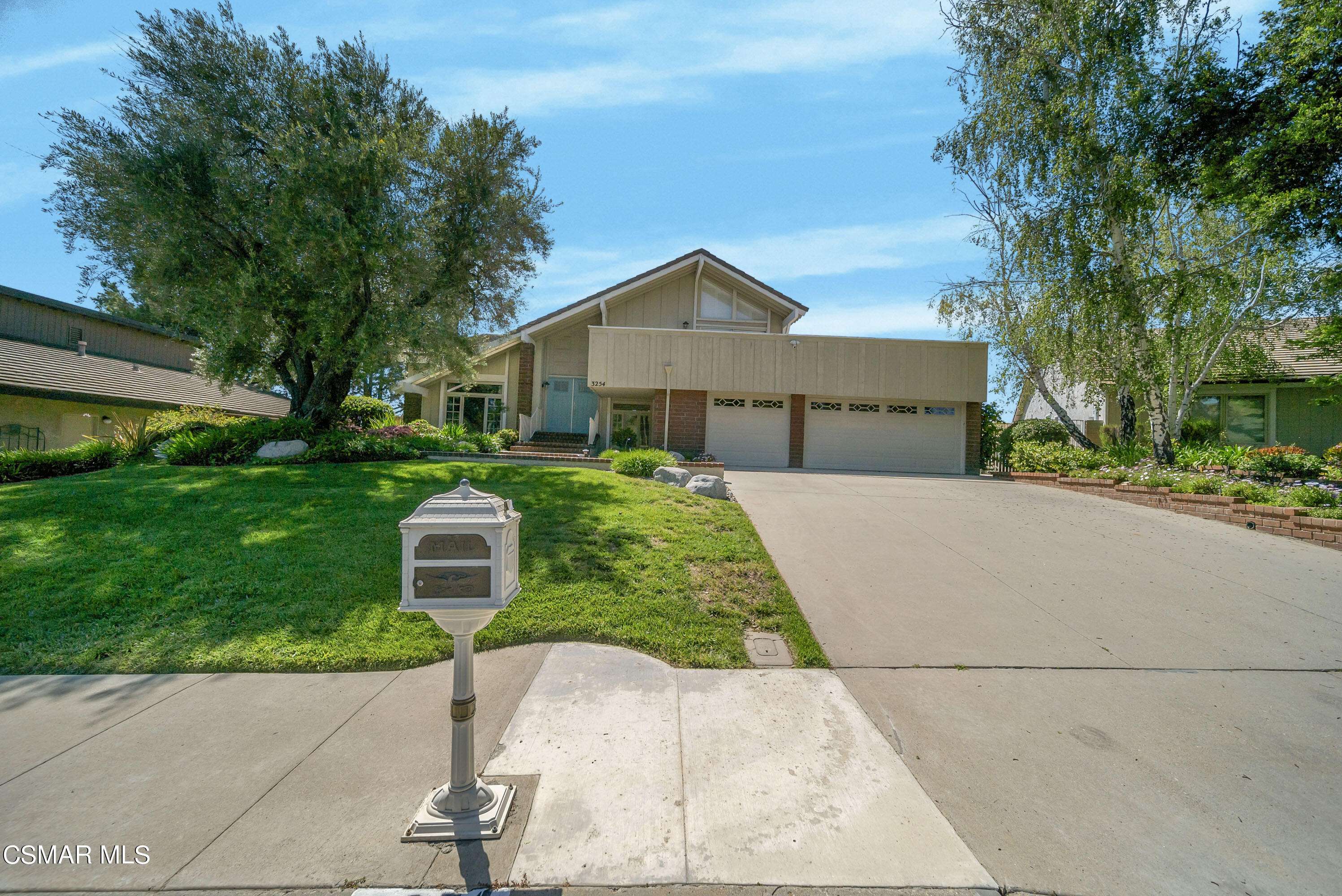 Westlake Village, CA 91362,3254 Medicine Bow Court