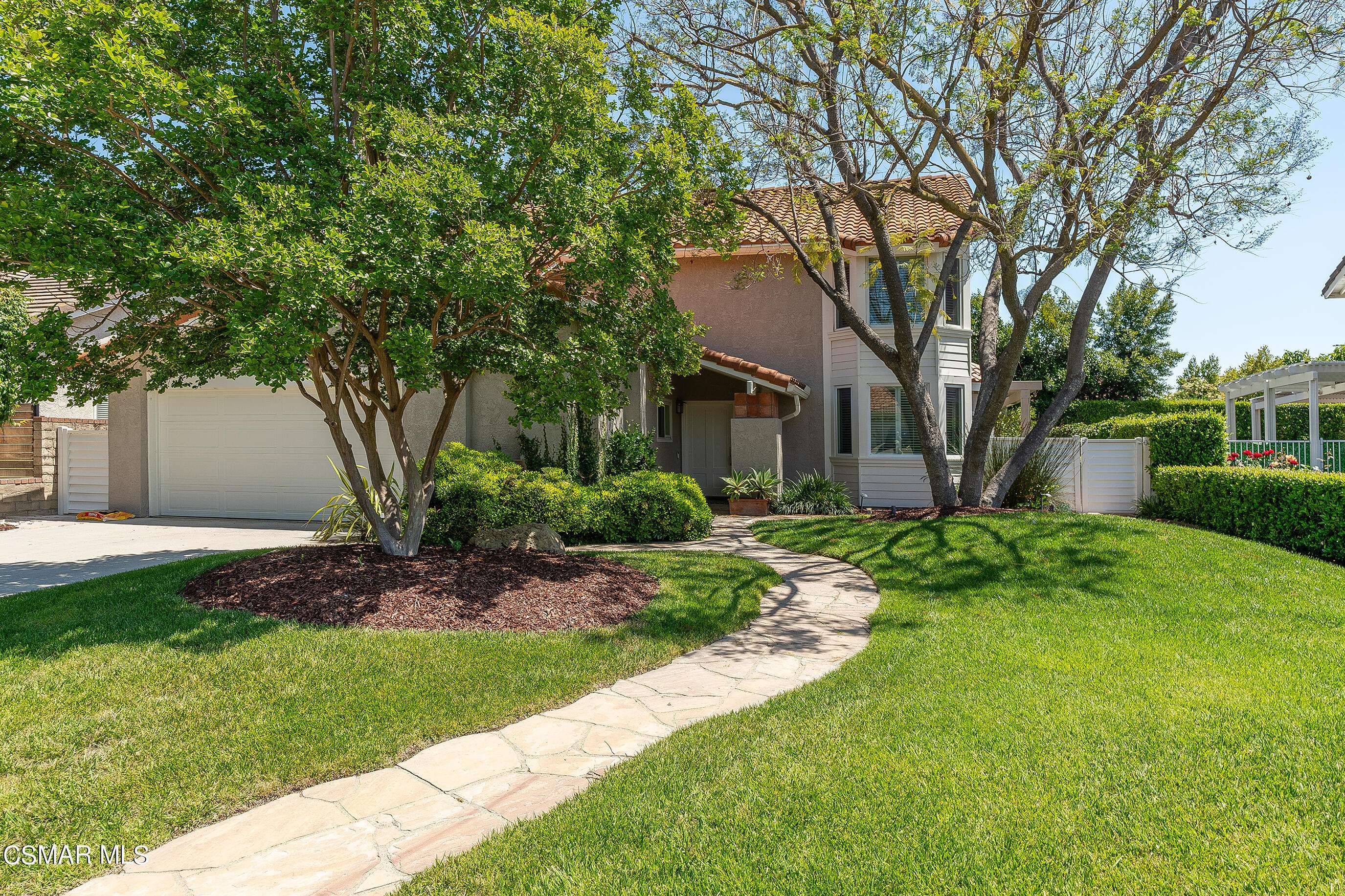 Agoura Hills, CA 91301,29020 Hollow Oak Court