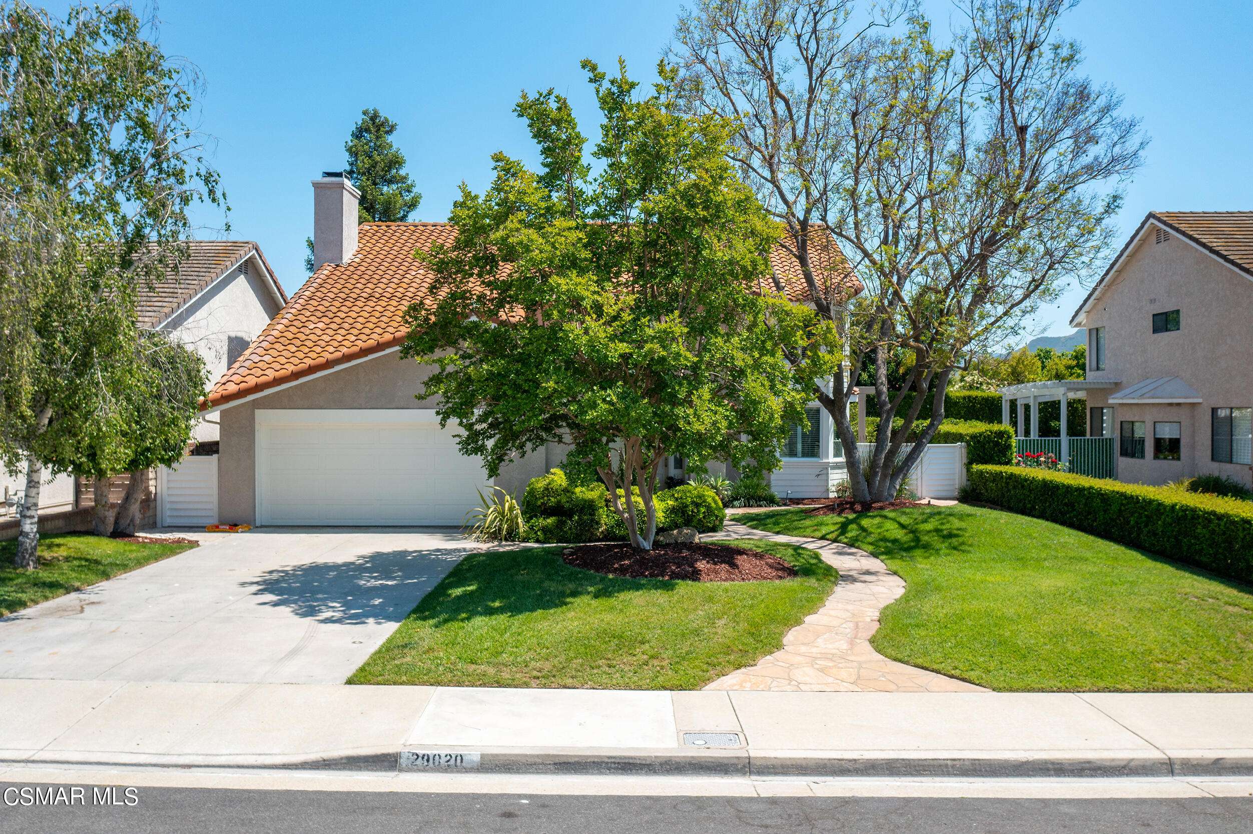 Agoura Hills, CA 91301,29020 Hollow Oak Court