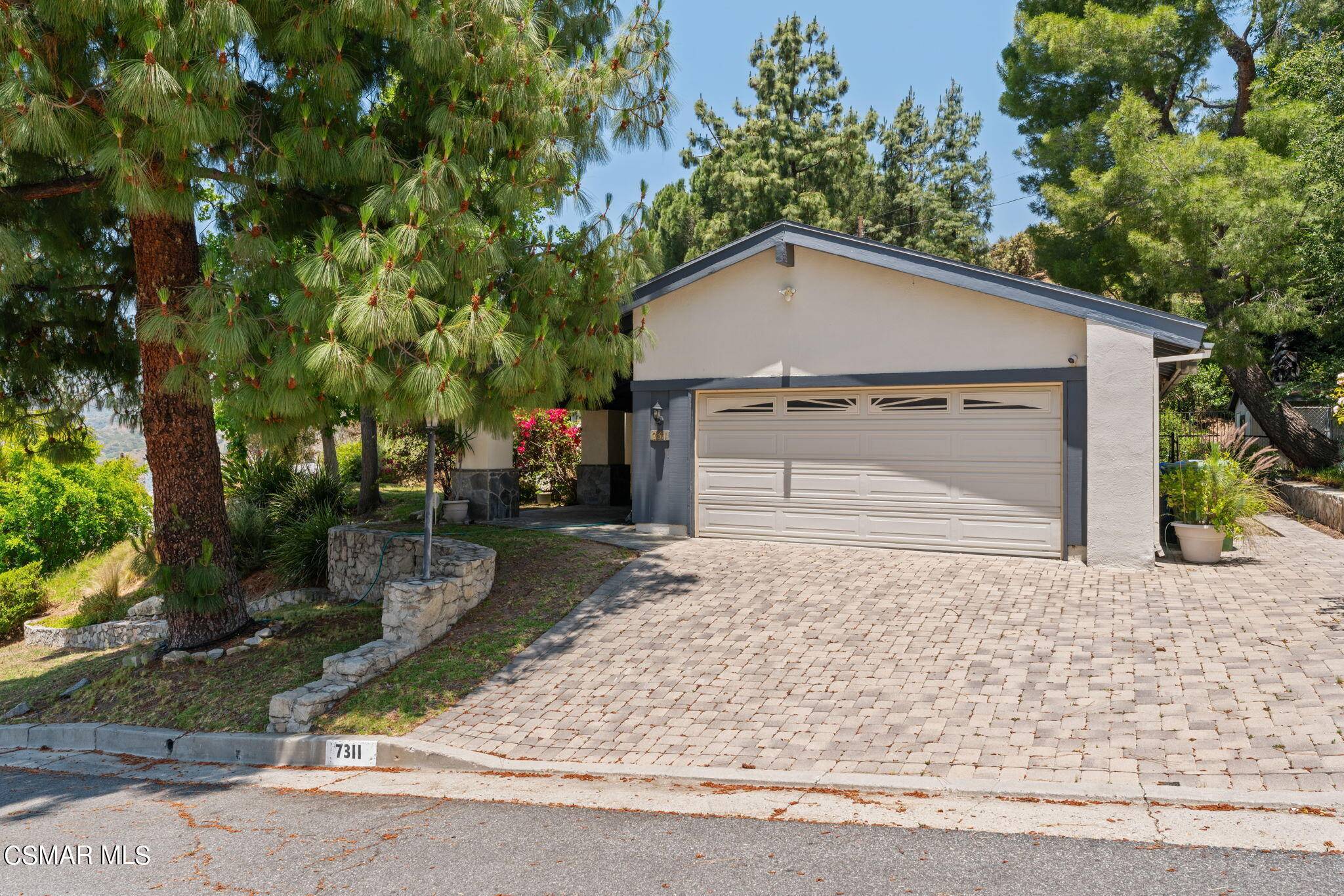 Tujunga, CA 91042,7311 Alpine Way