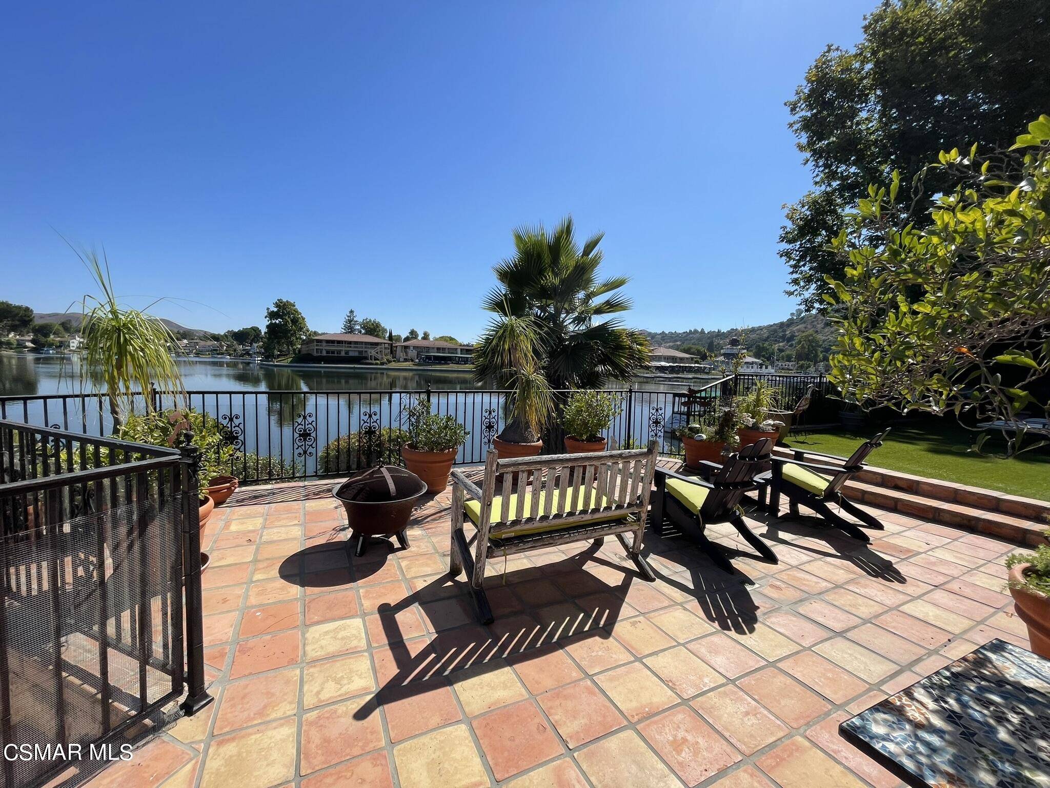 Westlake Village, CA 91361,3707 Capstan Circle