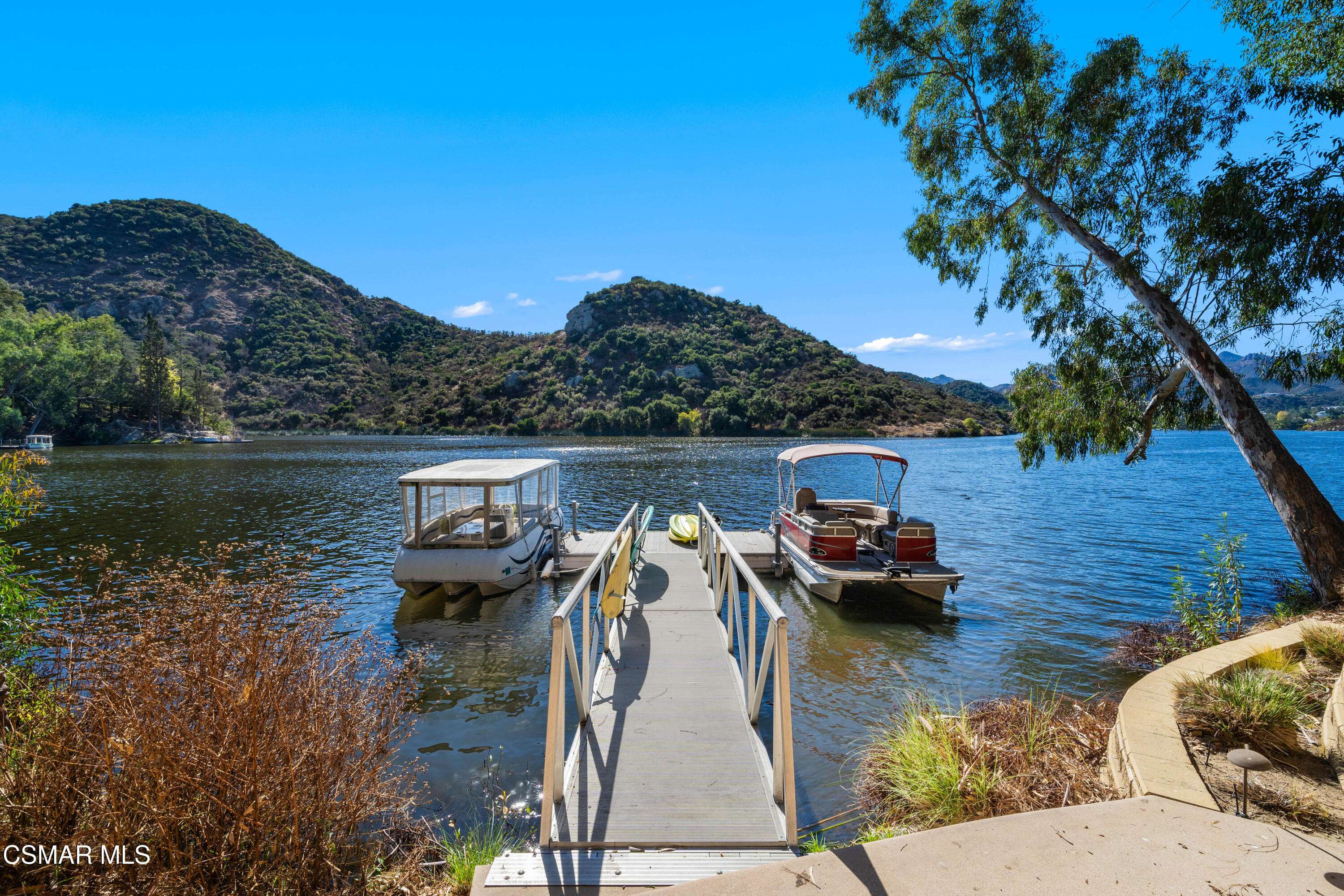 Lake Sherwood, CA 91361,966 Lake Sherwood Drive