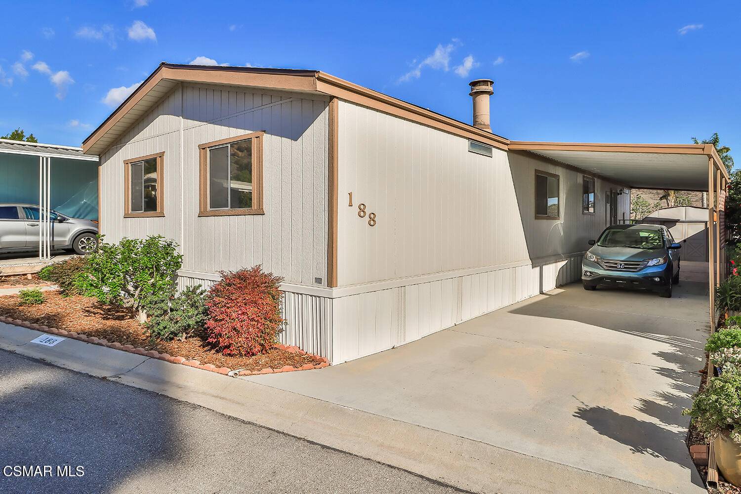 Newbury Park, CA 91320,188 La Reina #188