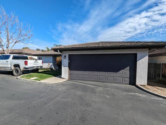 Bonita, CA 91902,3009 SADDLEWOOD DR