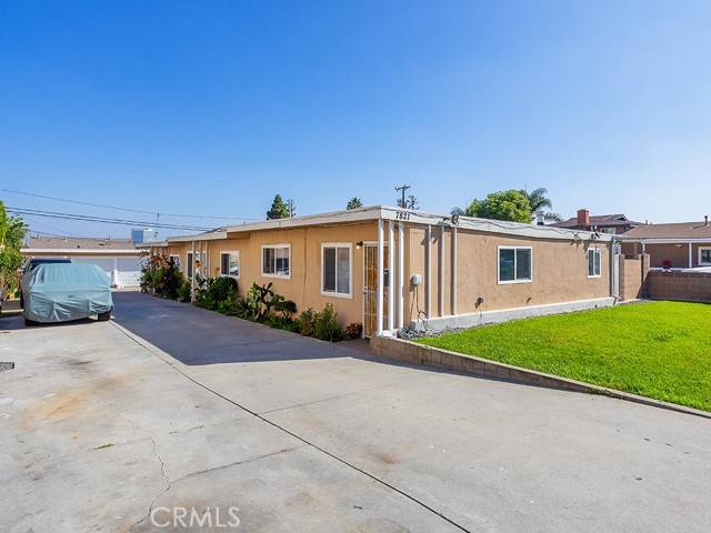 Huntington Beach, CA 92647,7821 Newman Avenue