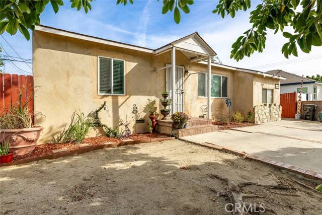 Arleta, CA 91331,10332 Bartee Avenue