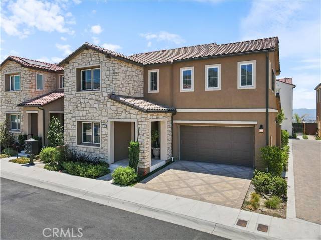 Porter Ranch, CA 91326,20808 Bur Oak