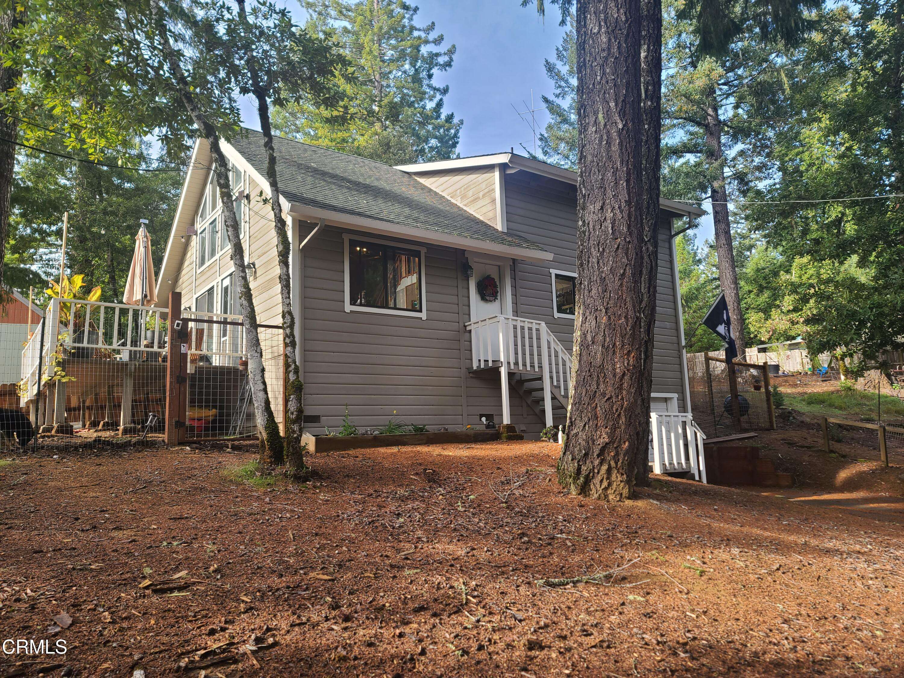 Willits, CA 95490,24820 Clover Circle