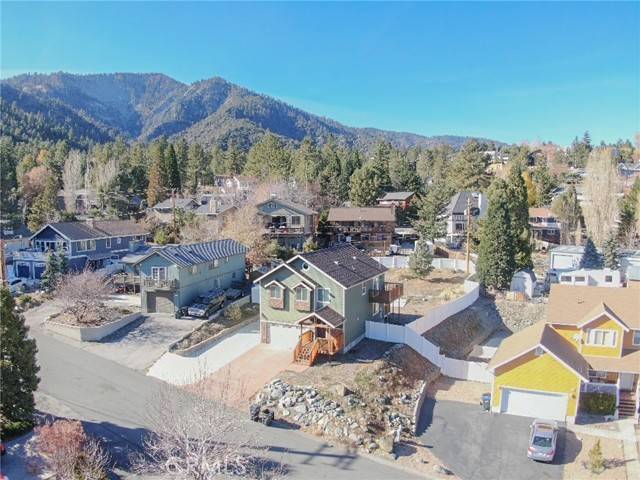 Wrightwood, CA 92397,5480 LOCARNO