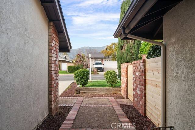 Claremont, CA 91711,248 East Blue Mountain Way