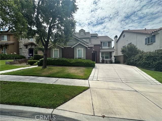 Fontana, CA 92336,5359 Trento Way