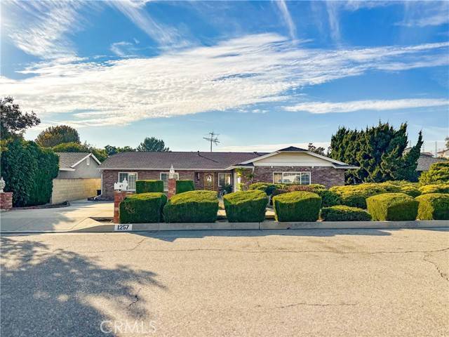 Glendora, CA 91740,1257 South Glencroft Road