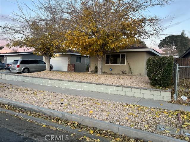 Victorville, CA 92395,15537 Del Rey Drive