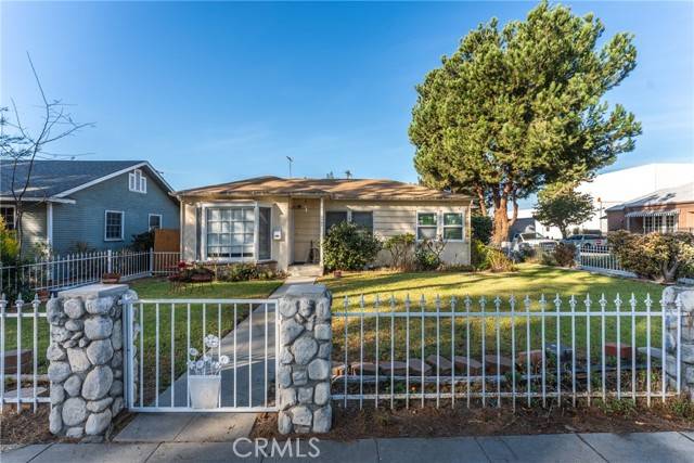 Whittier, CA 90602,13216 Walnut Street