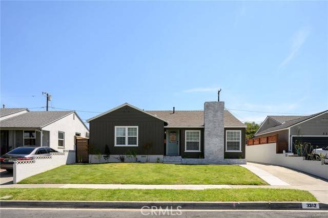 Lakewood, CA 90712,3312 Yearling Street