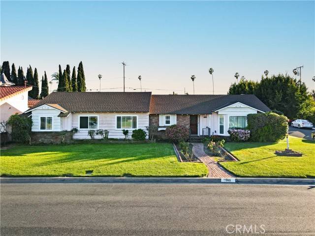 Downey, CA 90240,7840 Raviller Drive