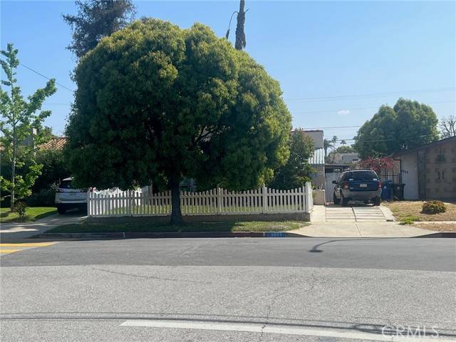 Los Angeles, CA 90039,3927 Edenhurst Avenue