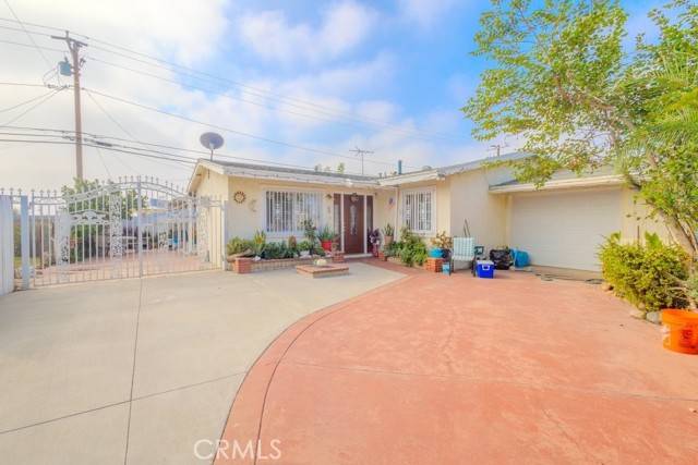 Rialto, CA 92376,407 East Ramona Drive