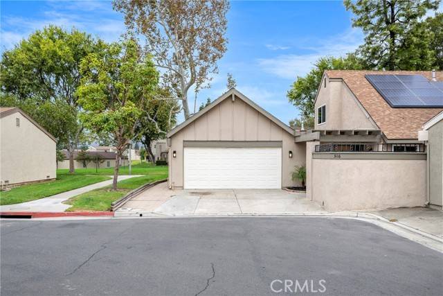 Fullerton, CA 92835,3116 Ravenwood Court