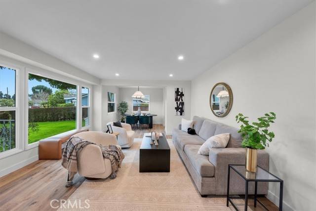 Downey, CA,11621 Dolan Avenue