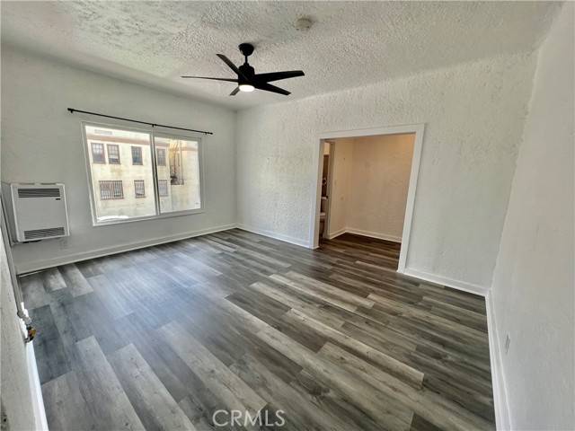 Los Angeles, CA 90038,823 North Gower Street