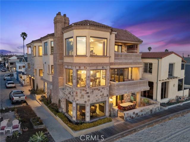 Long Beach, CA 90803,2 60th pl