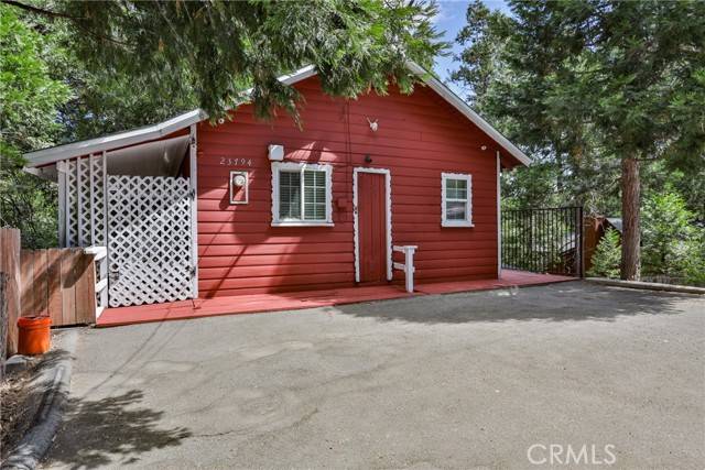 Crestline, CA 92325,23794 Bowl Road